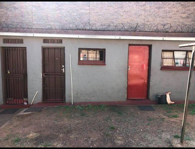 10 BEDROOM HOUSE FOR SALE IN JOHANNESBURG CBD